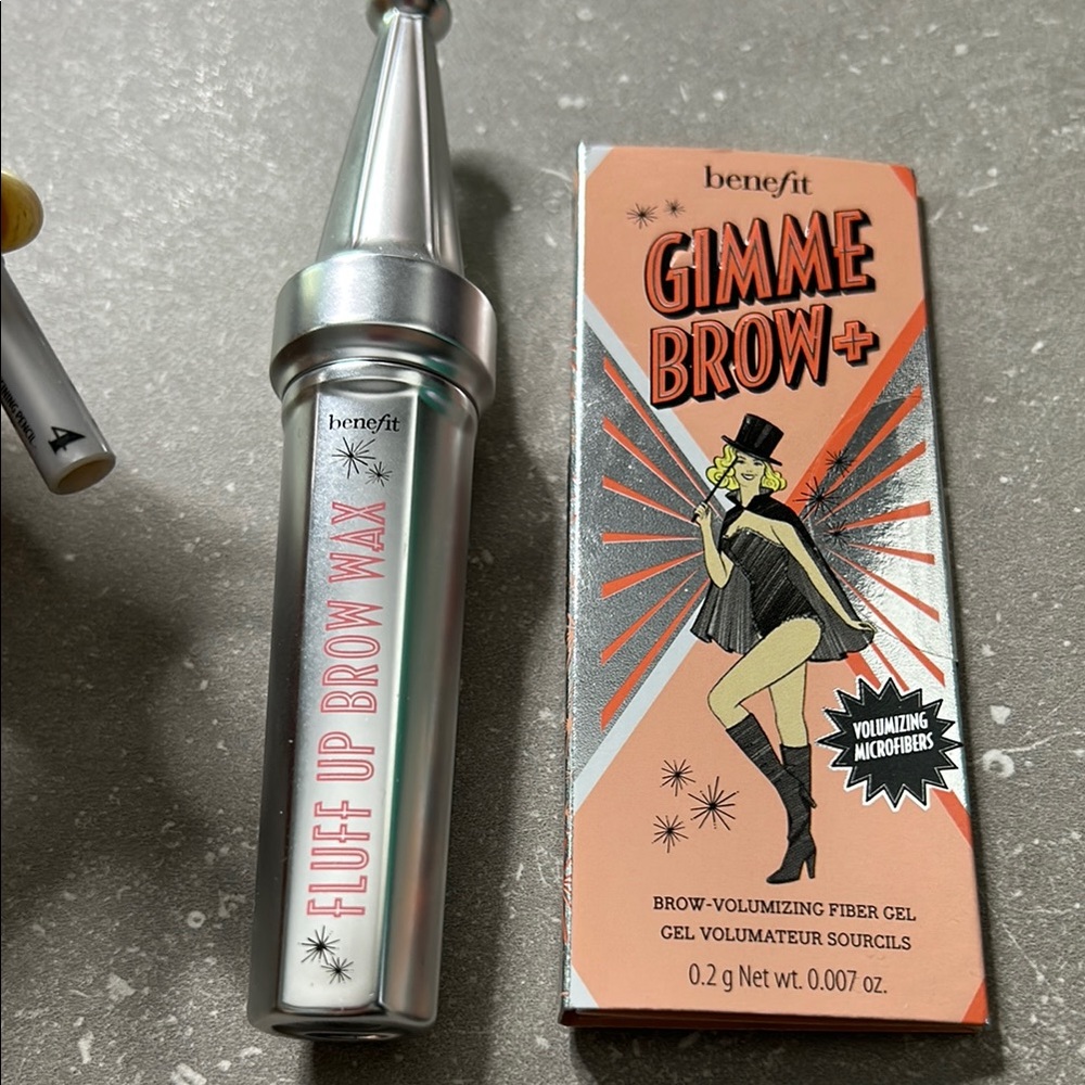 Benefit Fluff Up Brow Wax & Gimme Brow Gel samples - Picture 3 of 3